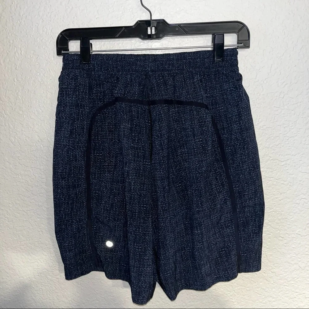 Lululemon Pace Breaker Lined 9" Shorts Size Small - Picture 2 of 4